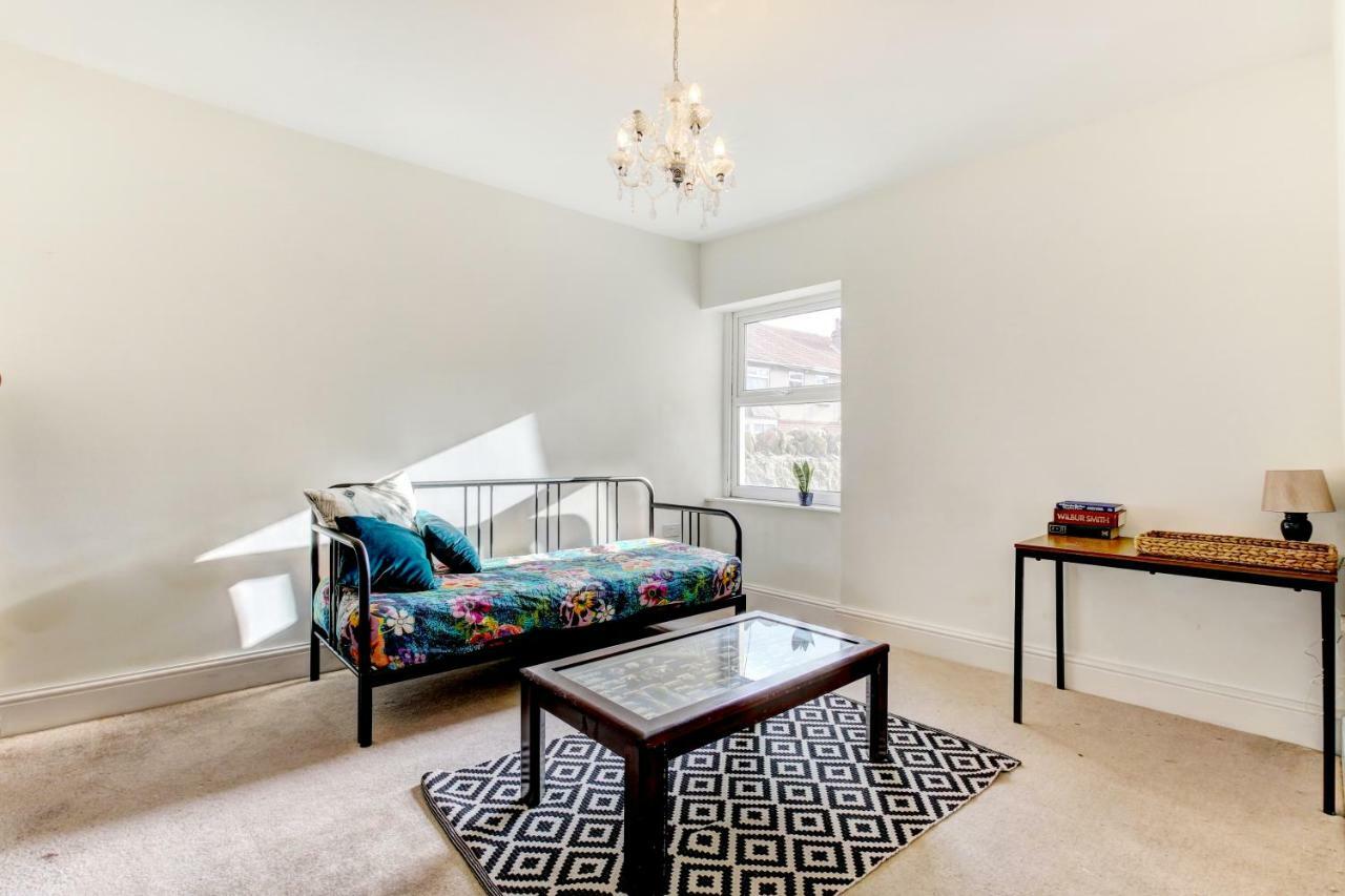 Lovely 3 Bed House In Bristol Villa Esterno foto